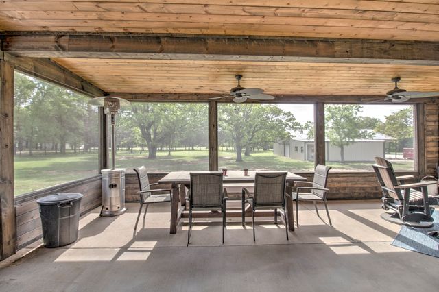 1024 Jordan Creek Road, Collinsville, TX 76233