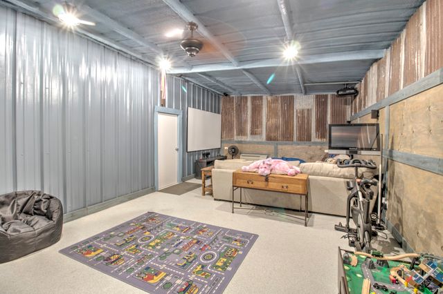 1024 Jordan Creek Road, Collinsville, TX 76233