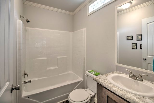 1024 Jordan Creek Road, Collinsville, TX 76233