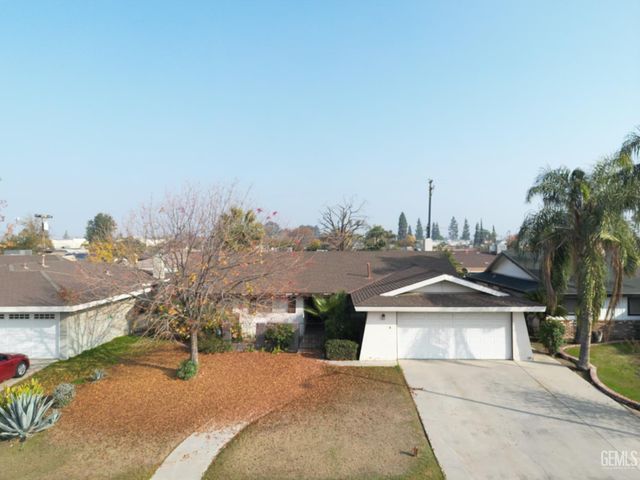 3508 McCourry Street, Bakersfield, CA 93304