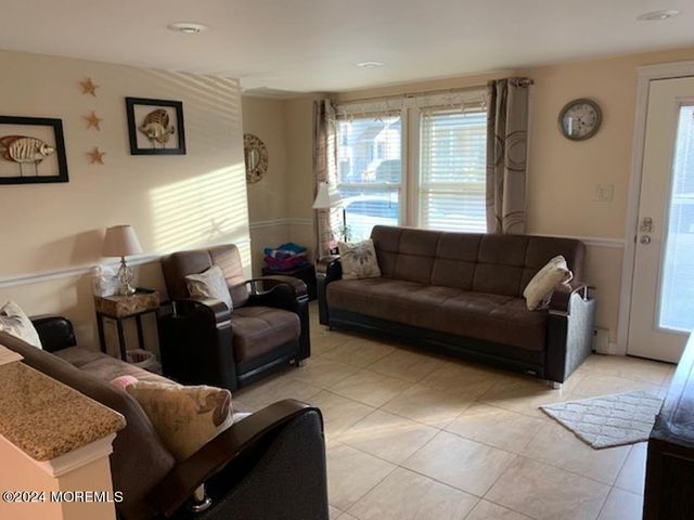 1 E 29th Street, Long Beach Twp, NJ 08008