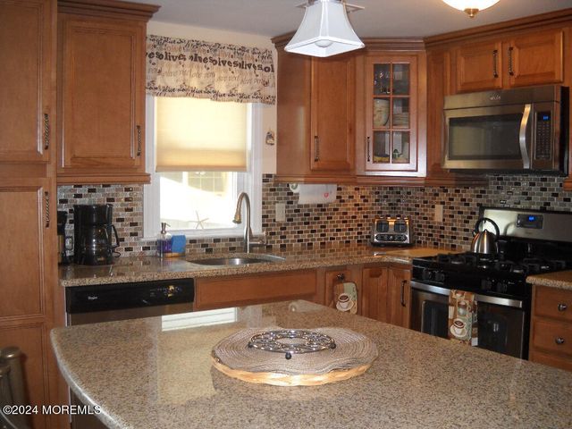 1 E 29th Street, Long Beach Twp, NJ 08008