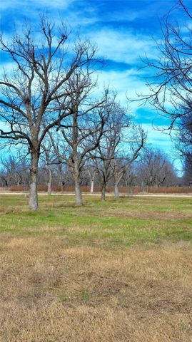 1631 Earhart Drive, Granbury, TX 76049