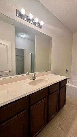 12019 Quartersawn Lane, Pinehurst, TX 77362