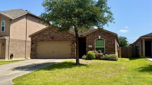 12019 Quartersawn Lane, Pinehurst, TX 77362