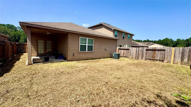 12019 Quartersawn Lane, Pinehurst, TX 77362