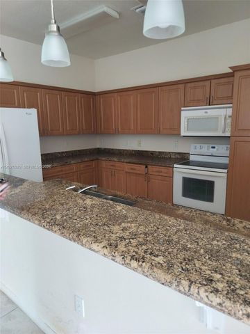 2807 Augusta Dr 51, Homestead, FL 33035