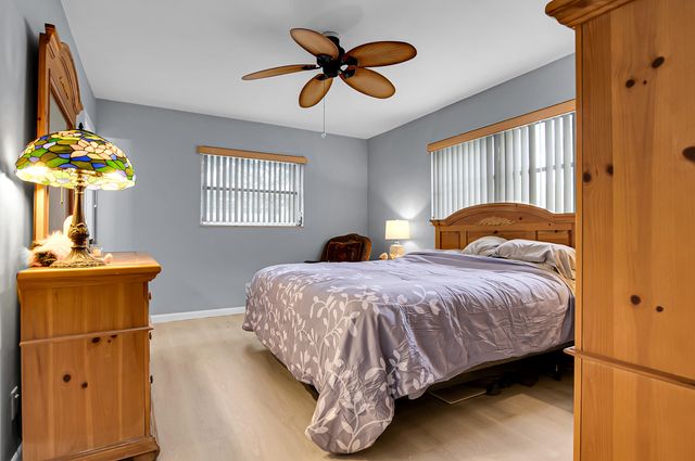 31 Abbey Lane 101, Delray Beach, FL 33446