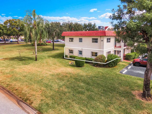 31 Abbey Lane 101, Delray Beach, FL 33446