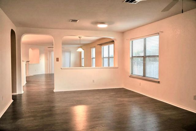 317 Leanne DR, Georgetown, TX 78633