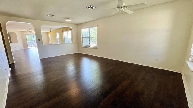 317 Leanne DR, Georgetown, TX 78633