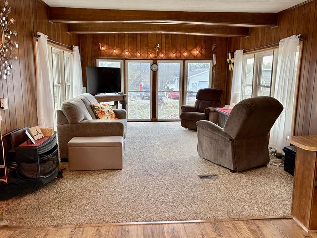 7920 E Lake Road, Twin Lake, MI 49457