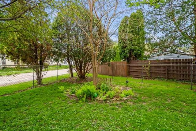 541 Roscoe Avenue, South Beloit, IL 61080