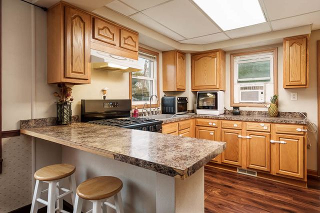 541 Roscoe Avenue, South Beloit, IL 61080