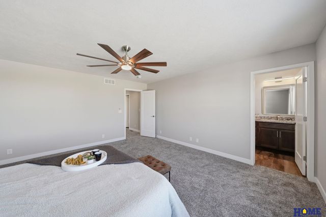 8910 Peregrine Road, Lincoln, NE 68505