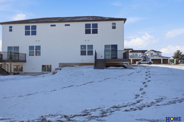 8910 Peregrine Road, Lincoln, NE 68505