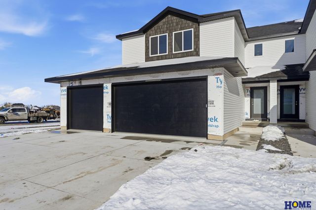 8910 Peregrine Road, Lincoln, NE 68505