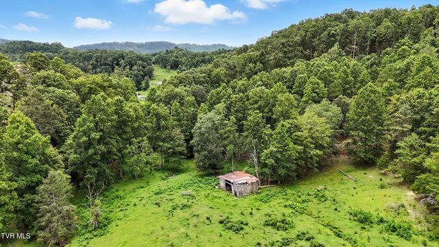 4916 Jasper Road, Duffield, VA 24244