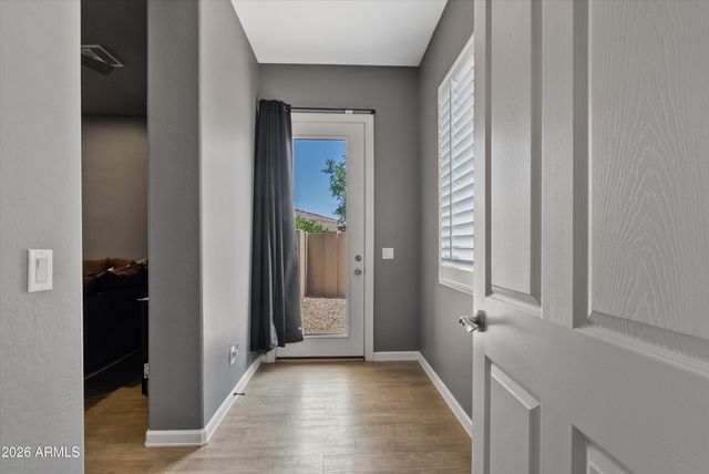 6422 S CRESTVIEW Court, Gilbert, AZ 85298