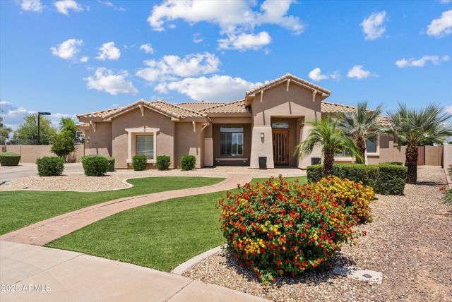 6422 S CRESTVIEW Court, Gilbert, AZ 85298