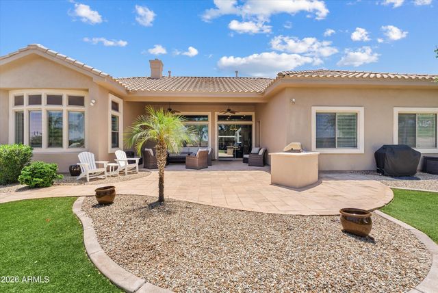 6422 S CRESTVIEW Court, Gilbert, AZ 85298