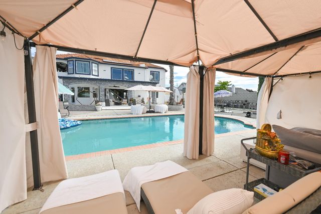 11027 N Stanford Avenue, Clovis, CA 93619