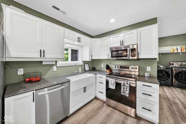 1707 E Wabash Avenue, Crawfordsville, IN 47933