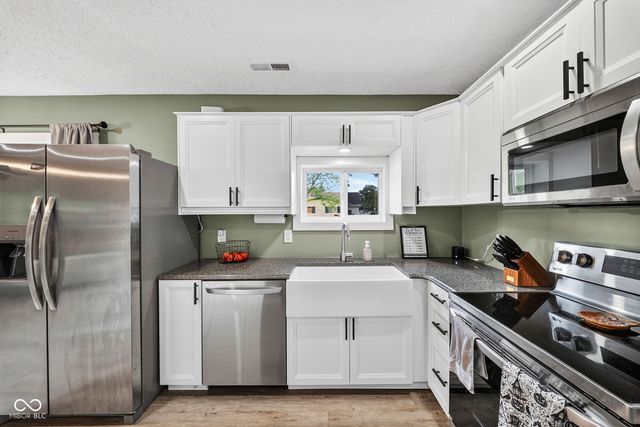 1707 E Wabash Avenue, Crawfordsville, IN 47933
