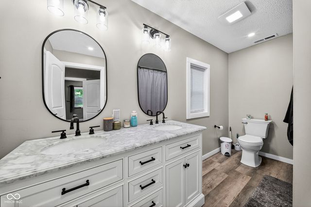 1707 E Wabash Avenue, Crawfordsville, IN 47933