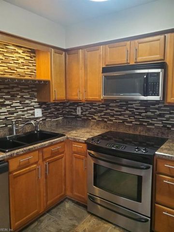 1144 Ocean Pebbles WAY, Virginia Beach, VA 23451