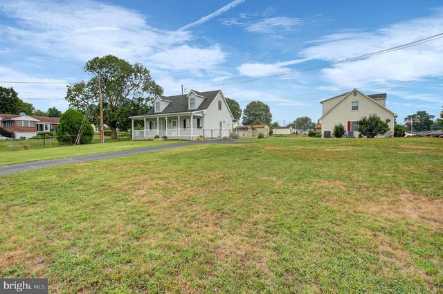 17203 AMBER DR, Hagerstown, MD 21740