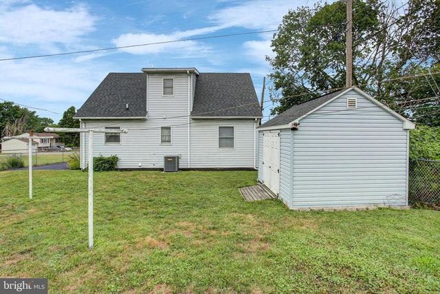 17203 AMBER DR, Hagerstown, MD 21740