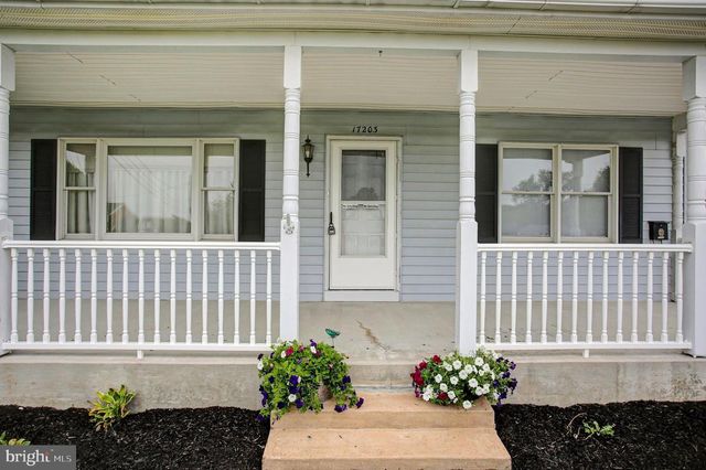 17203 AMBER DR, Hagerstown, MD 21740