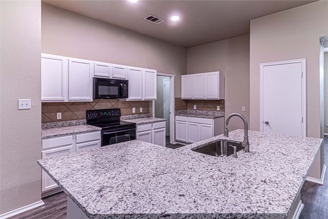 1306 Vireo Court, Aubrey, TX 76227