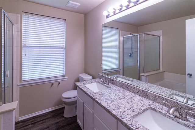 1306 Vireo Court, Aubrey, TX 76227