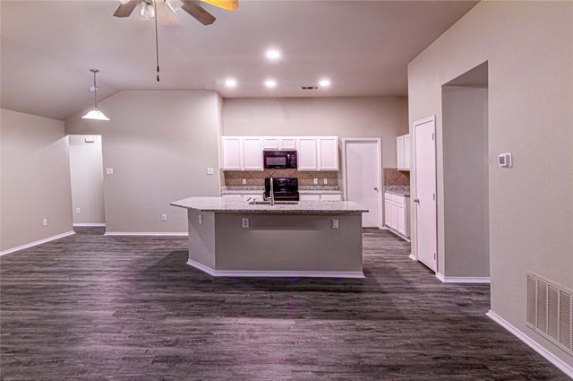 1306 Vireo Court, Aubrey, TX 76227