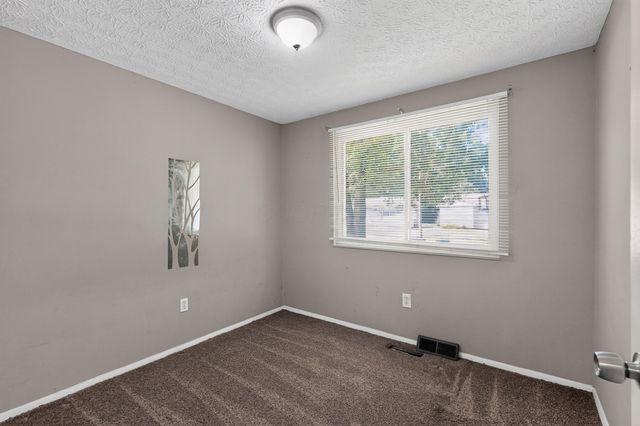 3385 Bruceton Avenue, Columbus, OH 43232