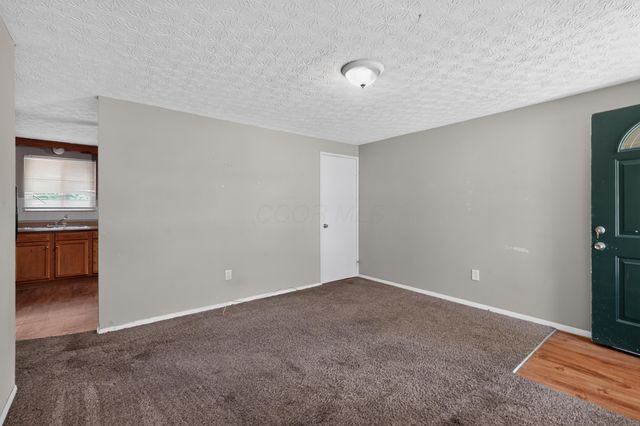 3385 Bruceton Avenue, Columbus, OH 43232