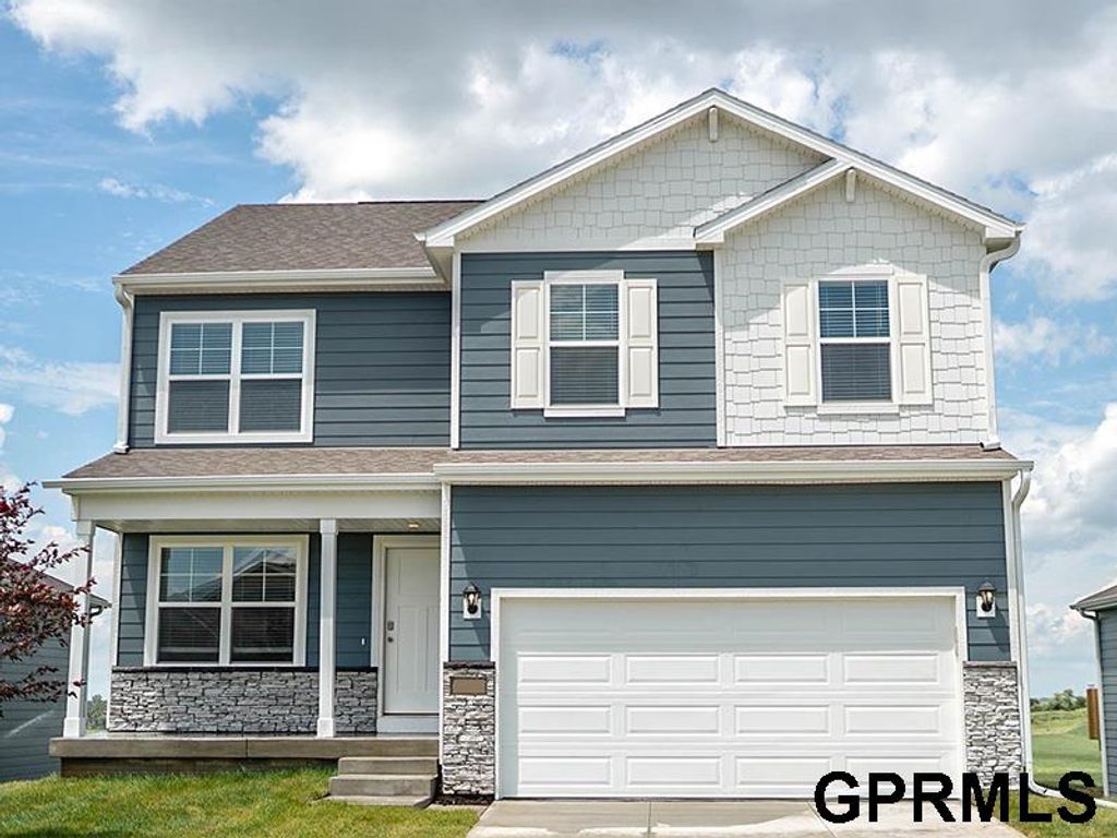 7017 S 204TH Avenue, Gretna, NE 68028