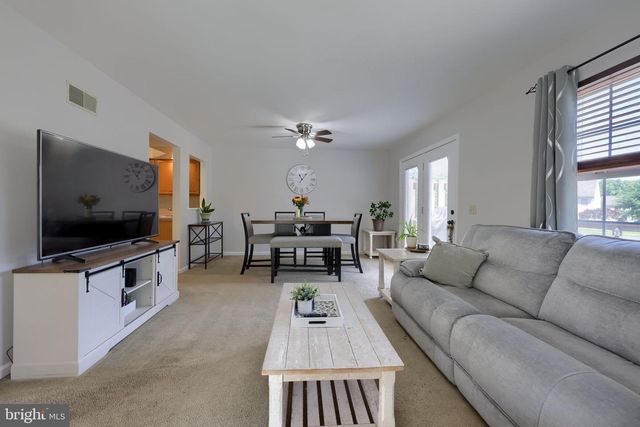 4052 PARKSIDE CT, Mount Joy, PA 17552