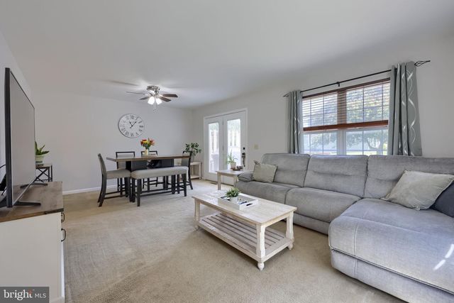 4052 PARKSIDE CT, Mount Joy, PA 17552