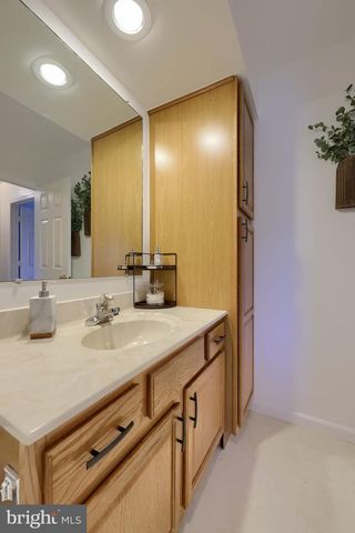 4052 PARKSIDE CT, Mount Joy, PA 17552