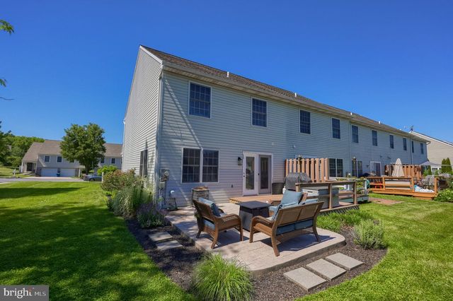 4052 PARKSIDE CT, Mount Joy, PA 17552
