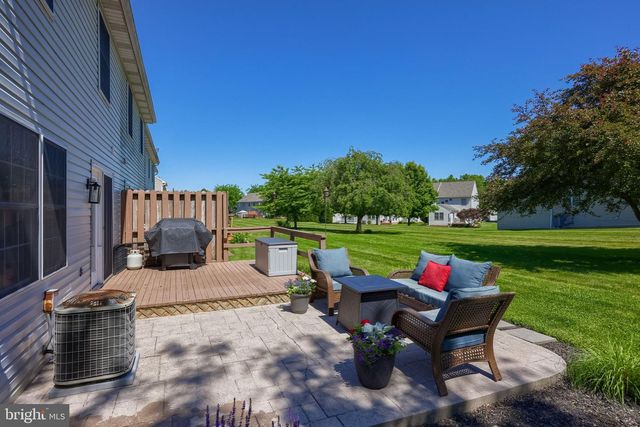 4052 PARKSIDE CT, Mount Joy, PA 17552