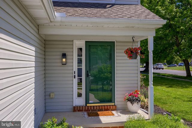 4052 PARKSIDE CT, Mount Joy, PA 17552