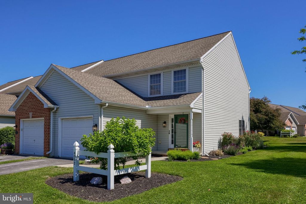 4052 PARKSIDE CT, Mount Joy, PA 17552