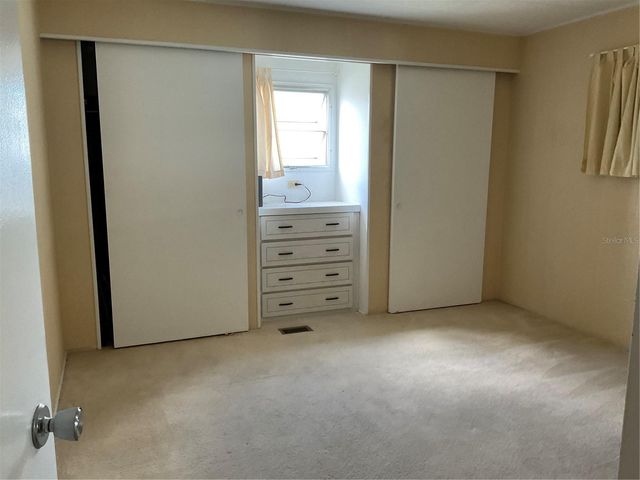 217 MANTUA DRIVE, Venice, FL 34285