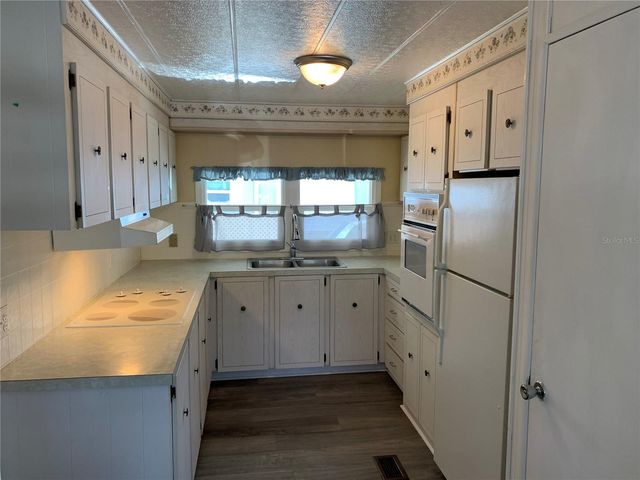 217 MANTUA DRIVE, Venice, FL 34285