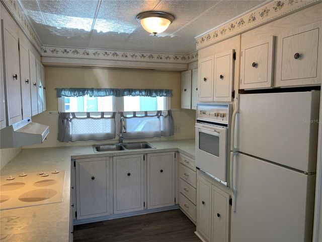 217 MANTUA DRIVE, Venice, FL 34285