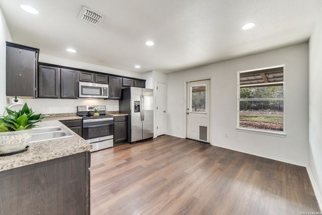 1145 bob white, Spring Branch, TX 78070